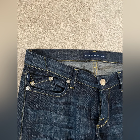 Rock and Republic Kasandra mid rise bootcut jeans, size 30. - Picture 7 of 7